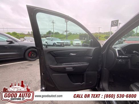 Used 2017 GMC Acadia Limited SLT image 9