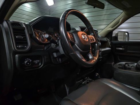 Used 2019 RAM 2500 Tradesman image 12