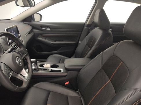 Used 2022 Nissan Altima 2.5 SR image 17