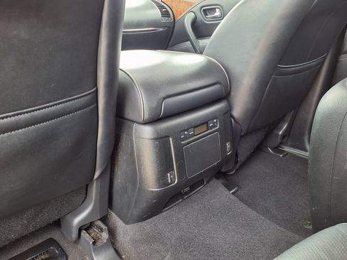 Used 2019 INFINITI QX80 Luxe RWD image 24