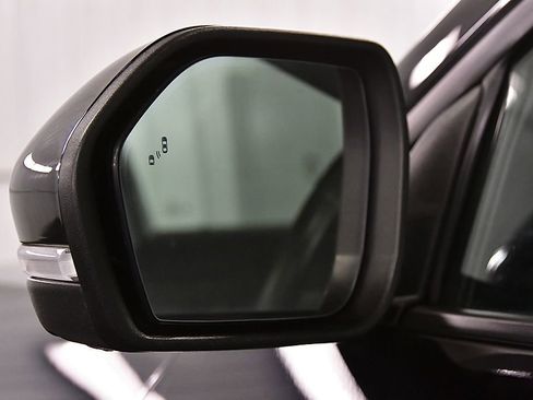 Used 2020 Ford Explorer ST w/ Premium Technology Package image 13