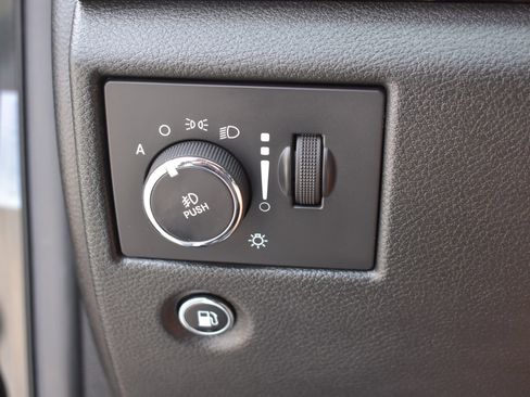 Used 2014 Jeep Grand Cherokee Limited AWD/4WD image 16