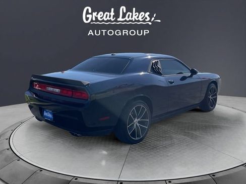 Used 2011 Dodge Challenger RWD image 5