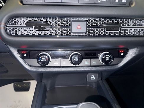 Used 2023 Honda HR-V Sport image 29