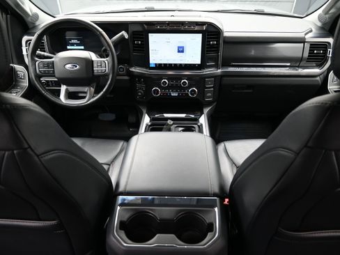 Used 2024 Ford F350 Lariat w/ Black Appearance Package image 13