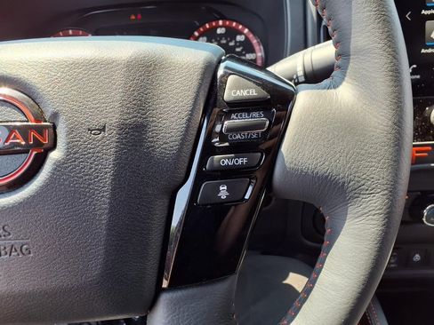 Used 2026 Nissan Frontier PRO-4X AWD/4WD image 14