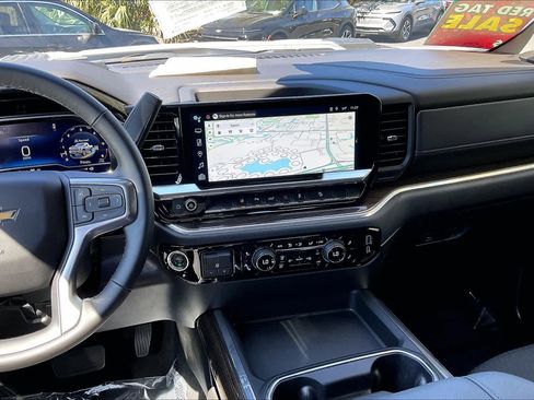 Certified 2025 Chevrolet Silverado 2500 LT w/ All Star Edition image 6