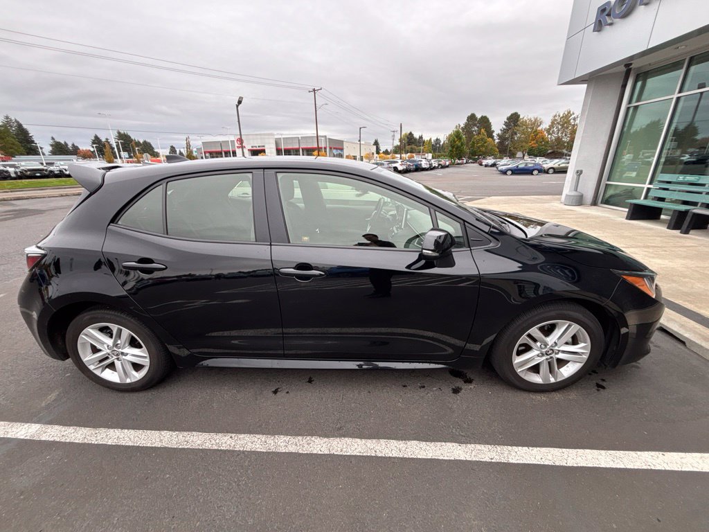 Used 2020 Toyota Corolla SE w/ SE Preferred Package FWD image 2