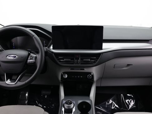 Used 2024 Ford Escape SE FWD image 33