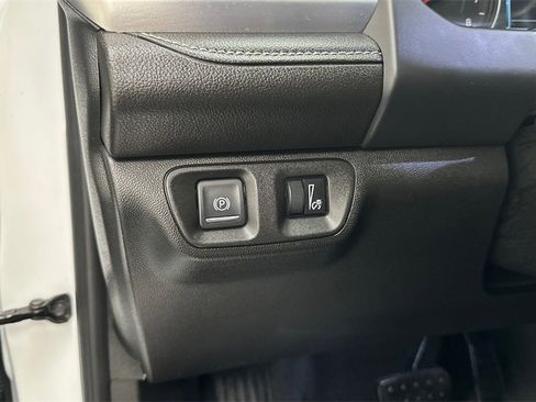 Used 2019 GMC Acadia SLT image 22