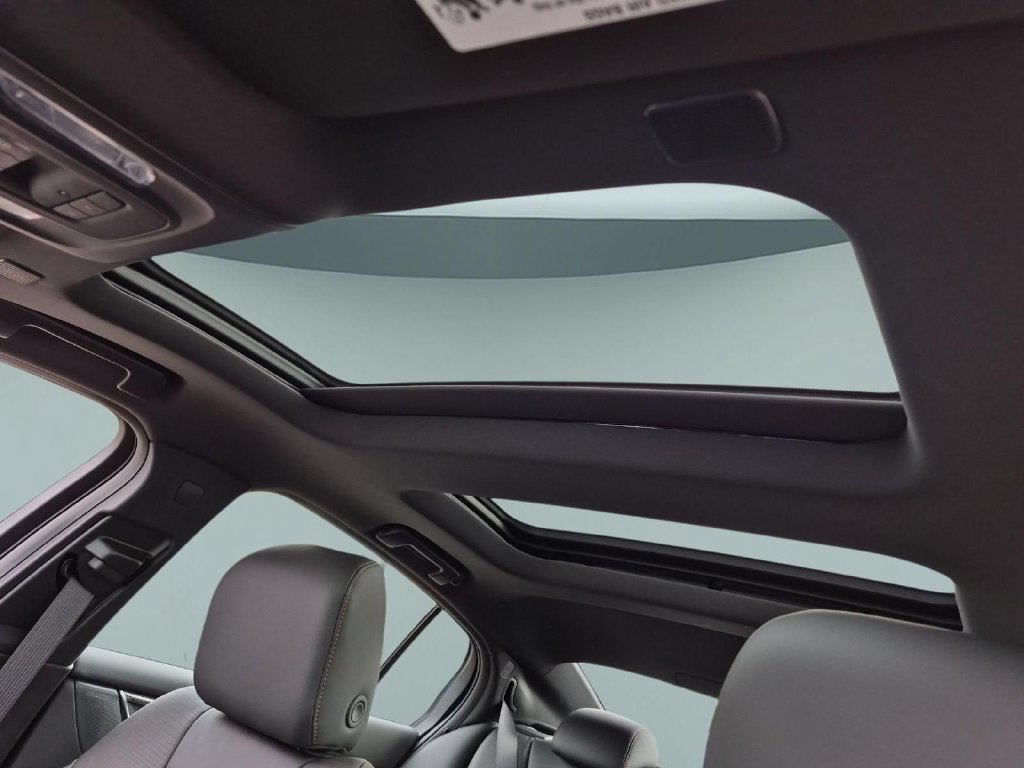 New 2026 Cadillac CT5 Sport w/ Technology Package RWD image 18