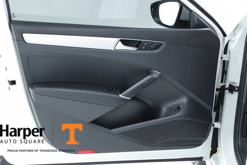 Used 2018 Volkswagen Passat 2.0T S w/ Driver Assistance Package FWD image 54