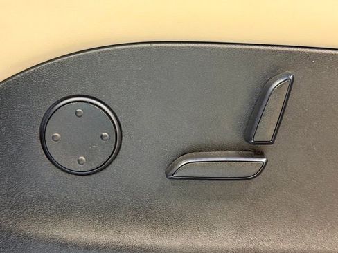 Used 2017 Tesla Model X 75D image 20