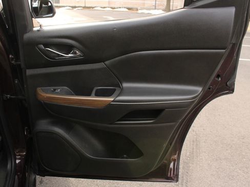 Used 2017 GMC Acadia SLE w/ Driver Alert Package I AWD/4WD image 22