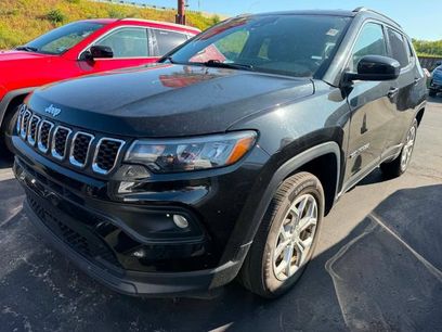 Used 2024 Jeep Compass Latitude
