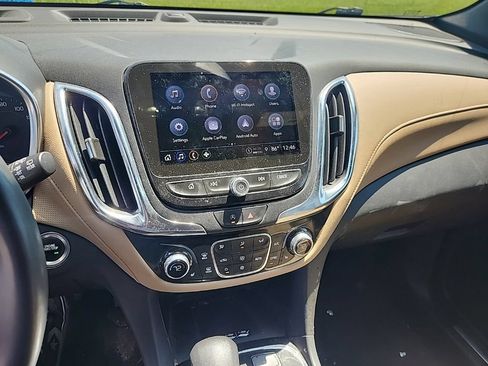 Used 2024 Chevrolet Equinox Premier AWD/4WD image 15