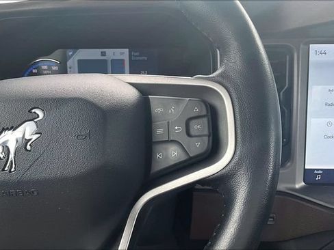Used 2021 Ford Bronco Outer Banks AWD/4WD image 17