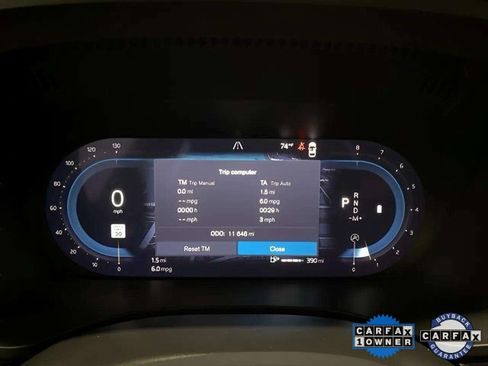 Used 2025 Volvo XC60 B5 Plus image 10