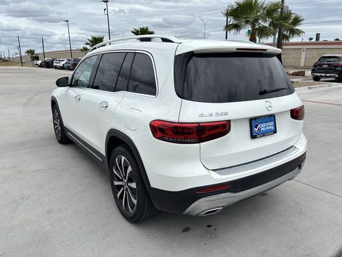 Certified 2022 Mercedes-Benz GLB 250 image 4