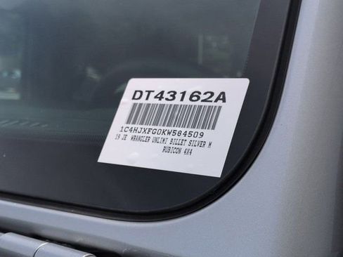 Used 2019 Jeep Wrangler Unlimited Rubicon AWD/4WD image 18