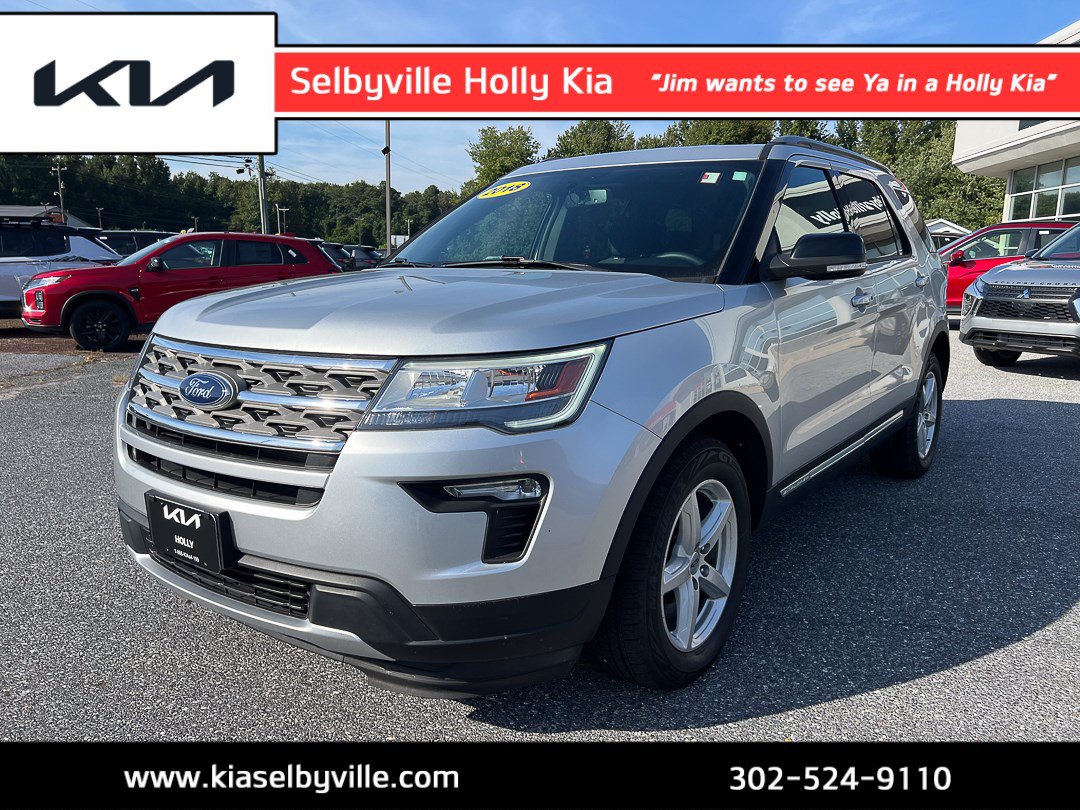 Used 2018 Ford Explorer XLT w/ Equipment Group 201A FWD image 1