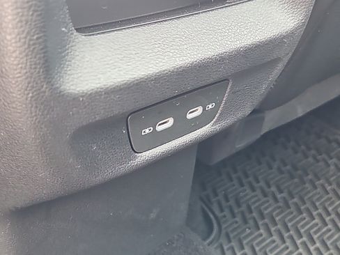 Used 2026 Volkswagen Tiguan SE R-Line AWD/4WD image 14
