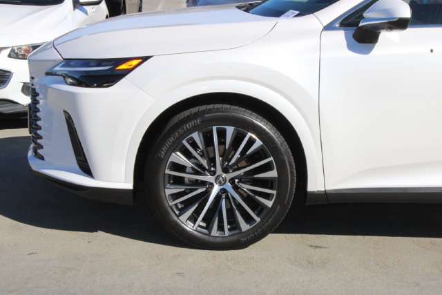 Certified 2025 Lexus RX 350 Premium Plus w/ Accessory Package (K3) FWD image 4