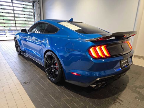 Used 2020 Ford Mustang Shelby GT500 w/ Technology Package RWD image 3