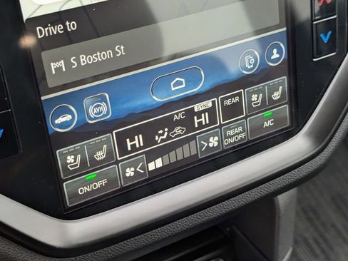 Certified 2025 Subaru Ascent Bronze Edition w/ Popular Package #2 AWD/4WD image 32