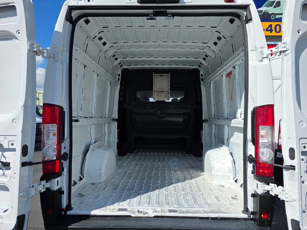 Used 2022 RAM ProMaster 3500 FWD image 12