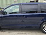Used 2013 Dodge Grand Caravan SXT image 2