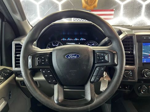 Used 2021 Ford F250 XLT w/ XLT Premium Package AWD/4WD image 13