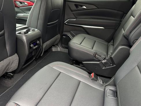 New 2026 Chevrolet Traverse Z71 w/ Enhanced Driving Package AWD/4WD image 12