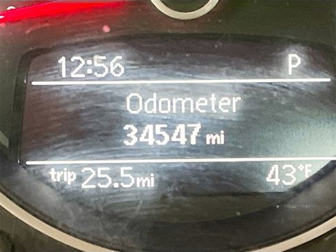 Used 2018 Volkswagen Beetle 2.0T S image 12