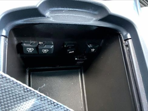 Used 2017 Acura MDX FWD image 26