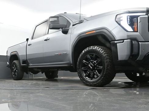 Used 2024 GMC Sierra 2500 AT4 w/ AT4 Premium Plus Package AWD/4WD image 25
