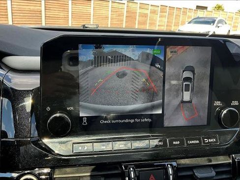 Certified 2022 Nissan Pathfinder Platinum w/ Lighting Package (N93) image 25