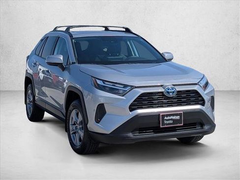 Certified 2024 Toyota RAV4 XLE w/ Convenience Package AWD/4WD image 3