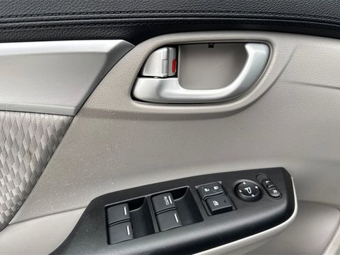Used 2015 Honda Civic EX image 10