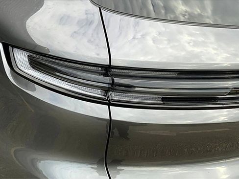 New 2026 Porsche Cayenne GTS image 19