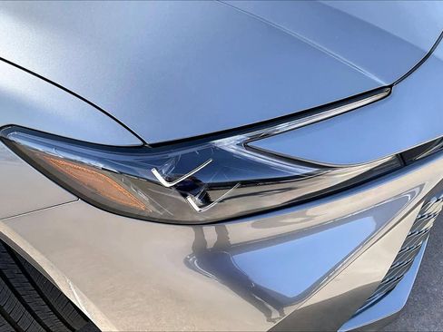 Used 2026 Toyota Camry XLE image 26