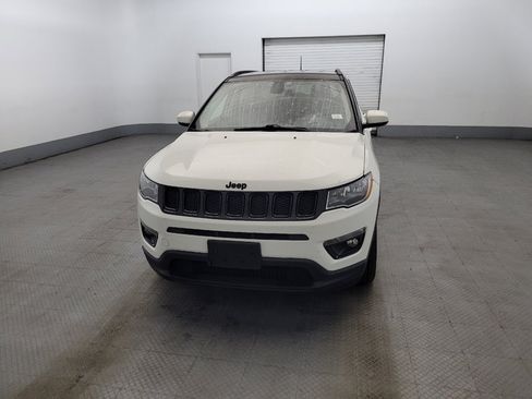 Used 2019 Jeep Compass Latitude AWD/4WD image 15