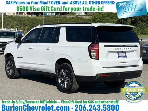 Used 2022 Chevrolet Suburban Z71 w/ Luxury Package AWD/4WD image 3