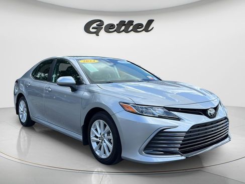 Used 2024 Toyota Camry LE FWD image 3