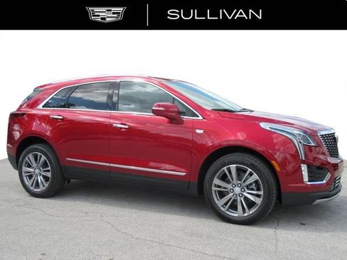 New 2026 Cadillac XT5 Premium Luxury w/ Driver Assist Package FWD image 2