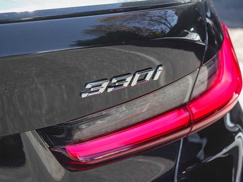 New 2026 BMW 330i Sedan w/ M Sport Package image 32