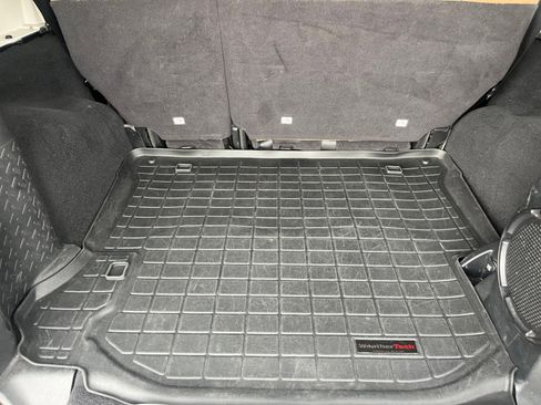 Used 2012 Jeep Wrangler Unlimited Sahara w/ Connectivity Group image 25