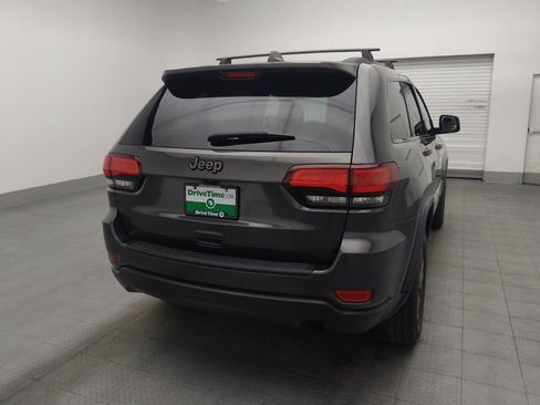 Used 2016 Jeep Grand Cherokee Laredo 75th Anniversary RWD image 7