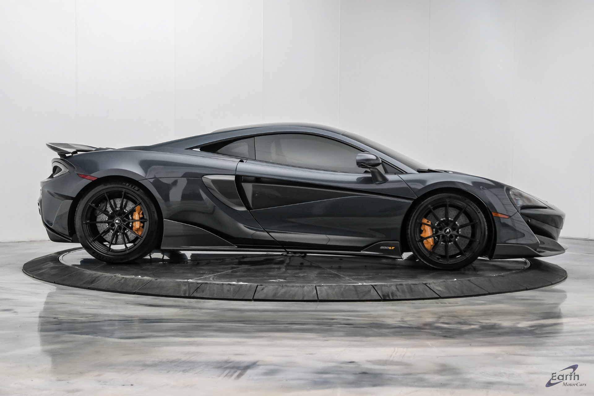 Used 2019 McLaren 600LT RWD image 27