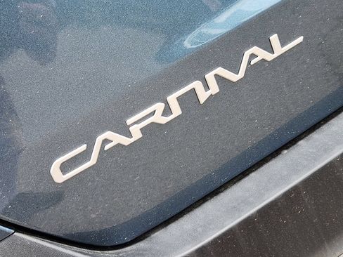 New 2026 Kia Carnival SX FWD image 12